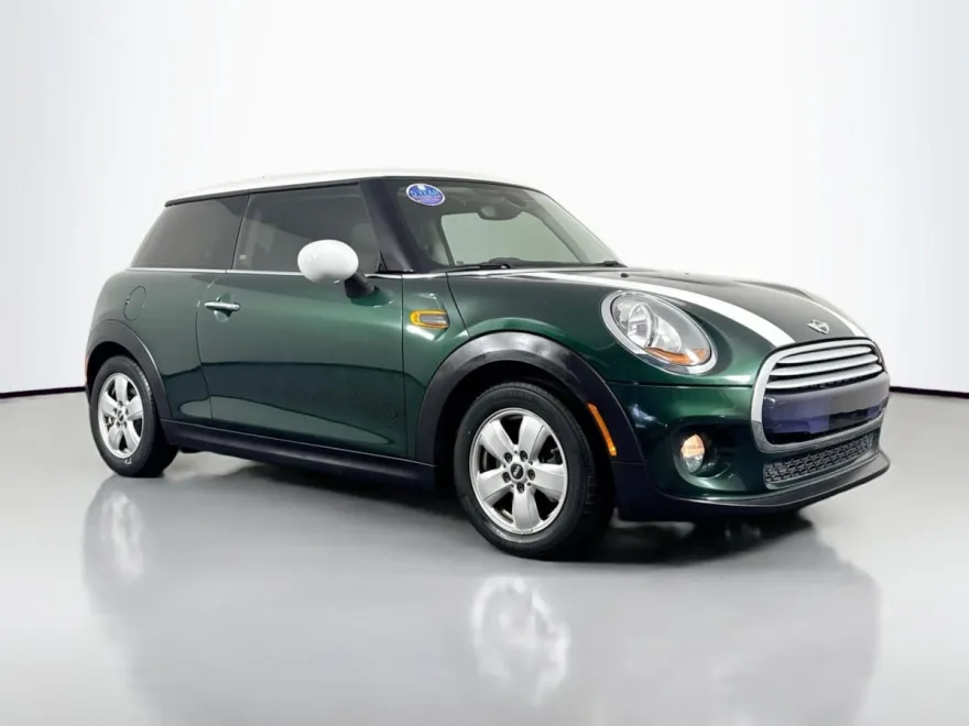 2015 Mini Cooper Hardtop photo 1
