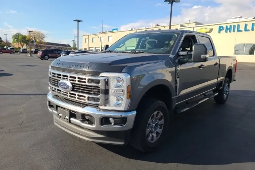 2024 Ford F-250 XLT photo 1