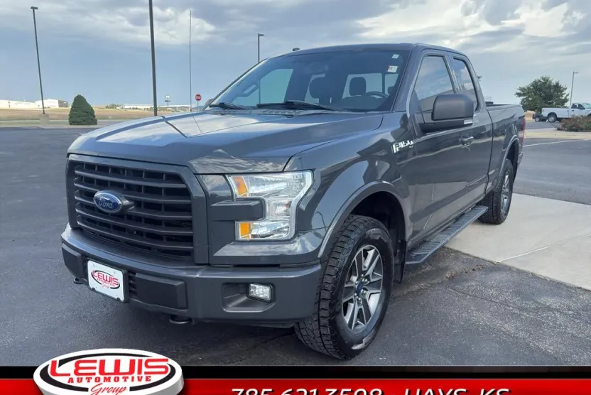 2017 Ford F-150 XLT photo 1