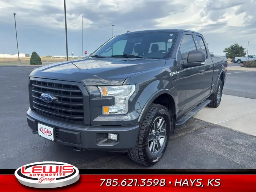 2017 Ford F-150 XLT photo 1