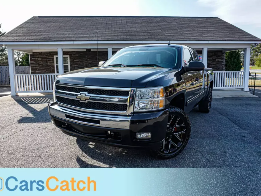 2010 Chevrolet Silverado 1500 LT photo 1