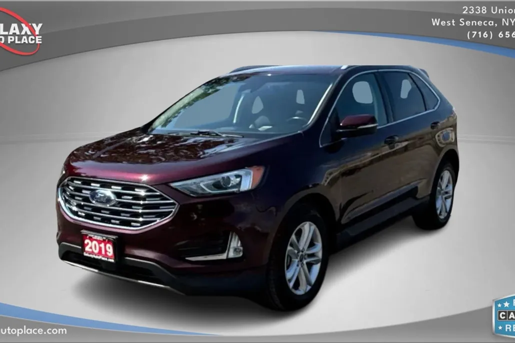 2019 Ford Edge SEL photo 1