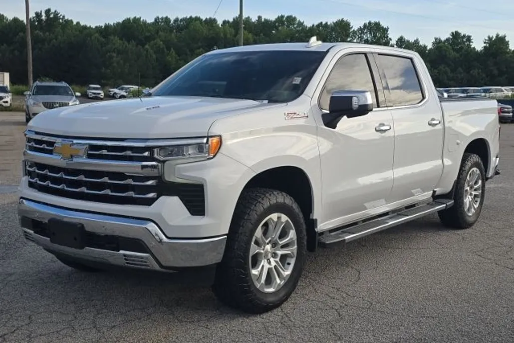 2023 Chevrolet Silverado 1500 LTZ photo 1