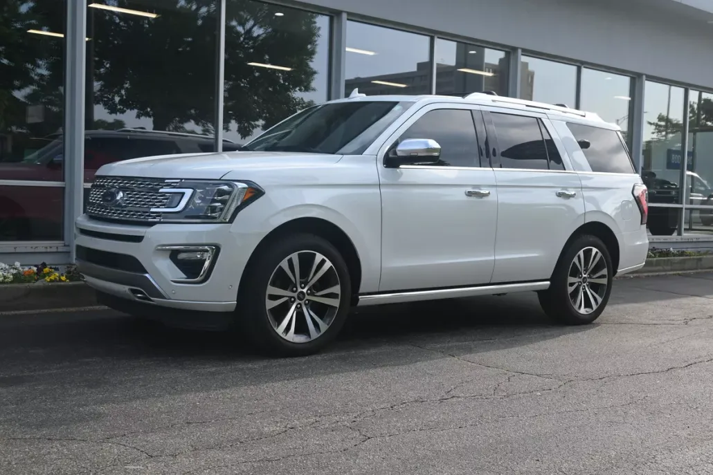 2021 Ford Expedition Platinum photo 1