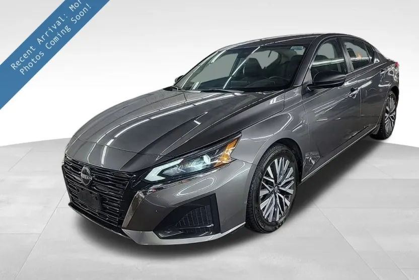2024 Nissan Altima 2.5 SV photo 1