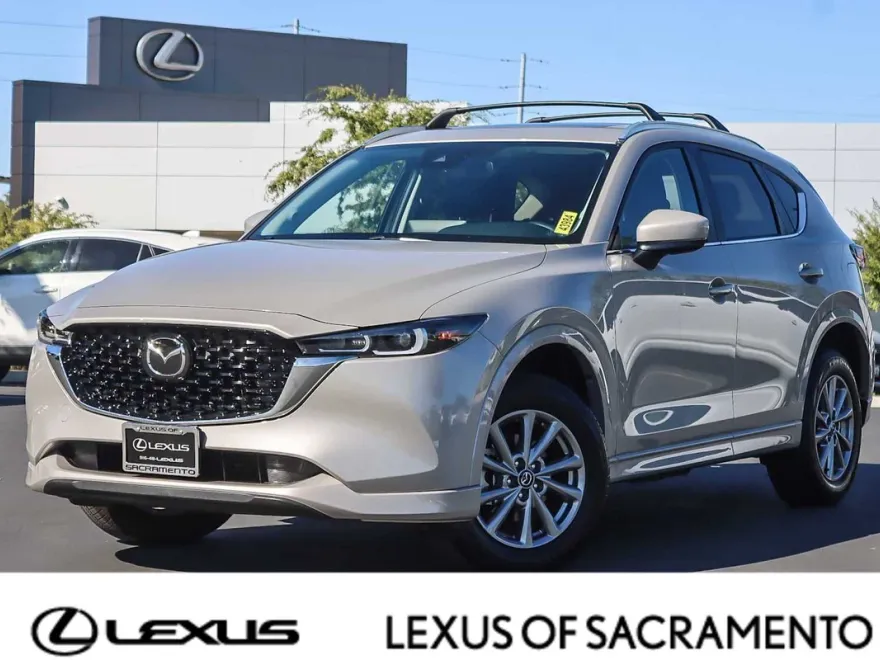 2024 Mazda CX-5 2.5 S Preferred photo 1