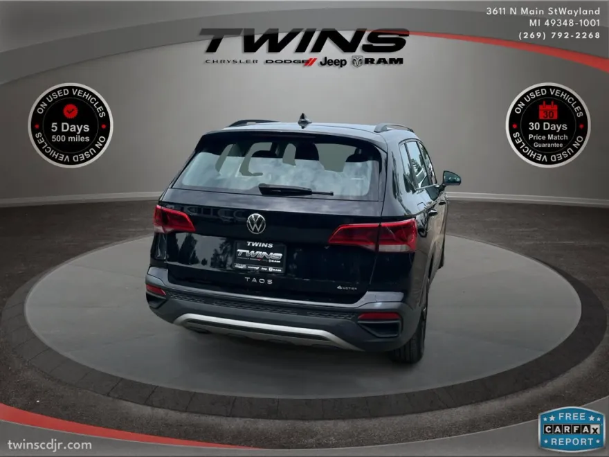 2022 Volkswagen Taos S photo 1