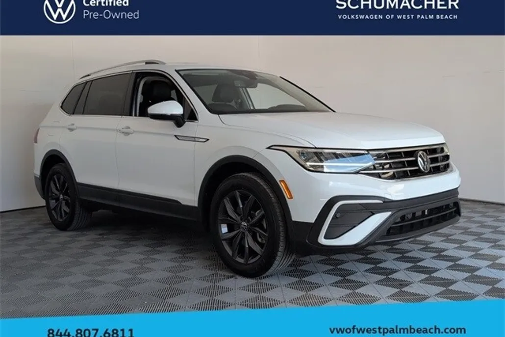 2022 Volkswagen Tiguan SE photo 1