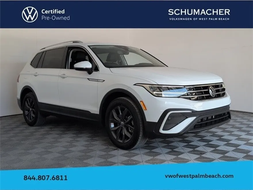 2022 Volkswagen Tiguan SE photo 1