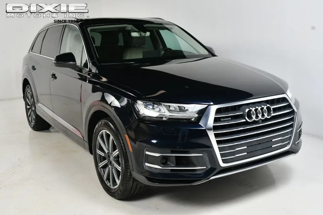 2017 Audi Q7 3.0T Prestige photo 1