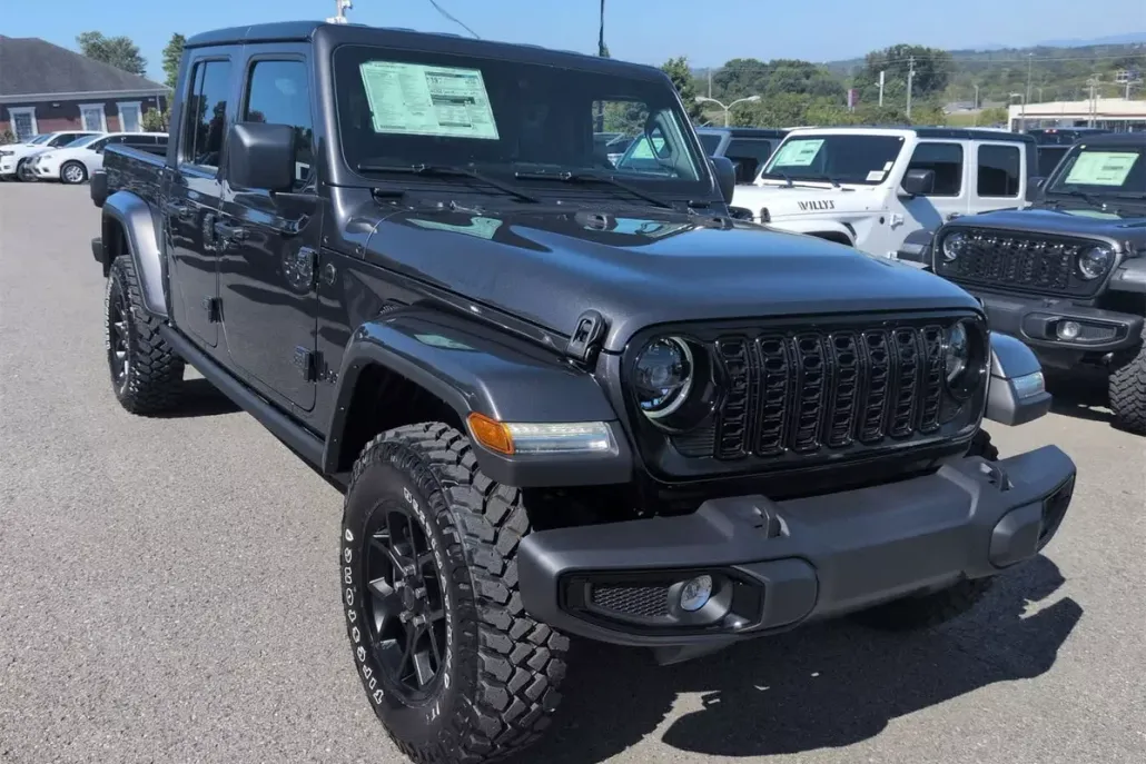 2025 Jeep Gladiator Willys photo 1