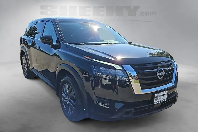2024 Nissan Pathfinder S photo 1