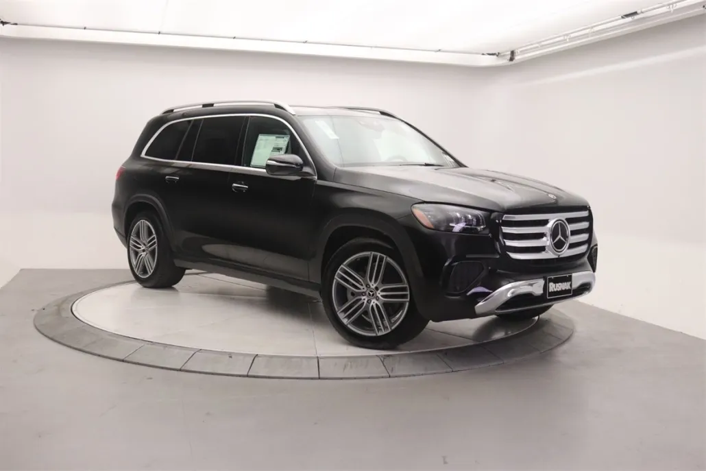 2025 Mercedes Benz GLS 450 4MATIC photo 1