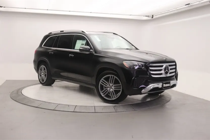 2025 Mercedes Benz GLS 450 4MATIC photo 1