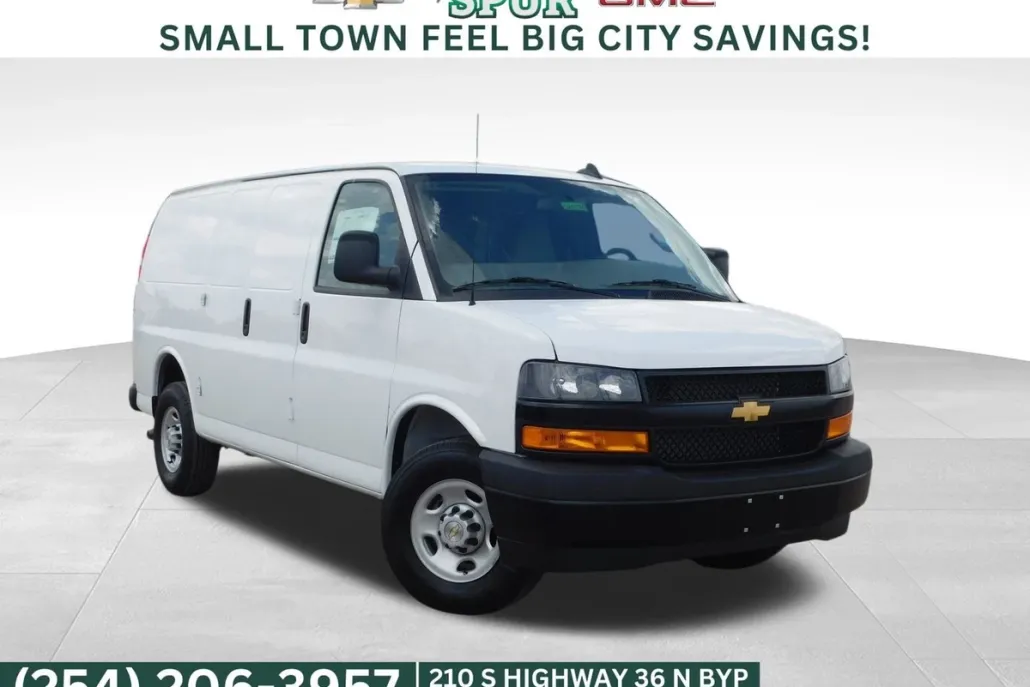 2024 Chevrolet Express Cargo 2500 photo 1