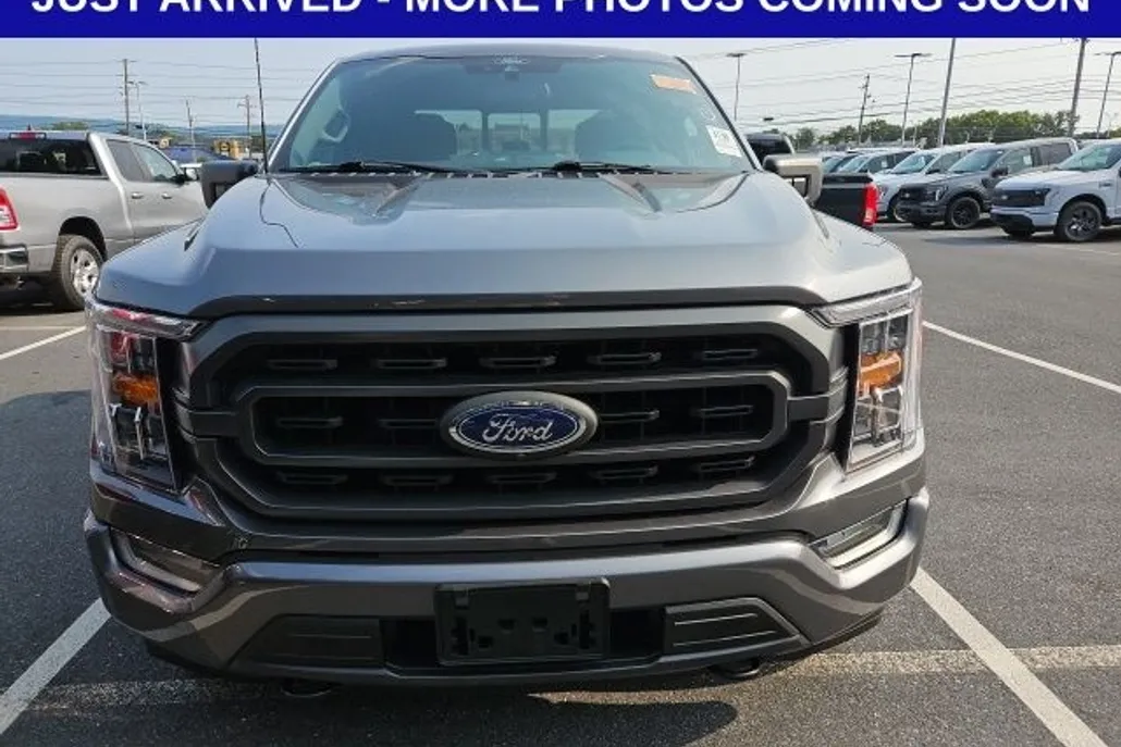 2022 Ford F-150 XLT photo 1