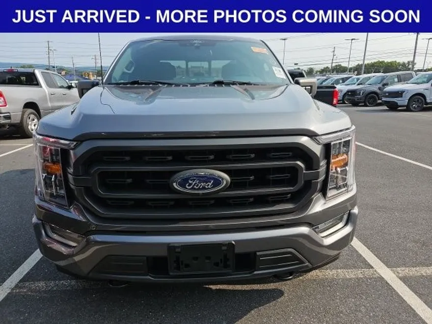 2022 Ford F-150 XLT photo 1