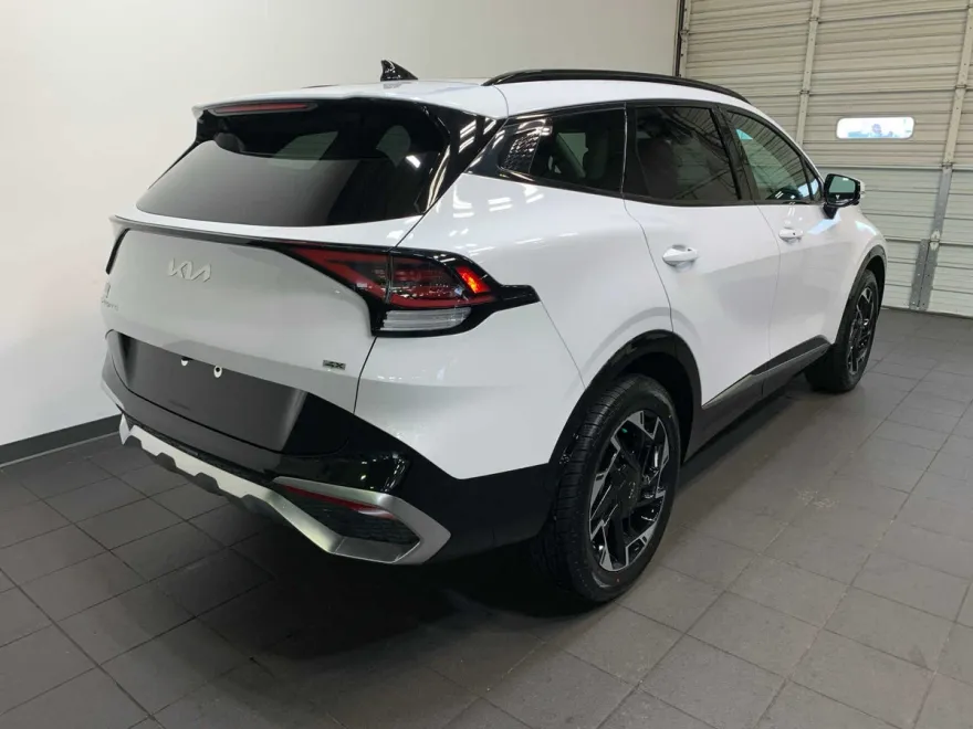 2023 Kia Sportage photo 1
