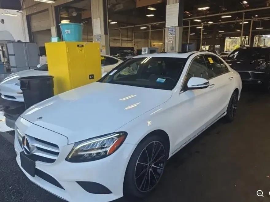 2021 Mercedes Benz C 300 photo 1