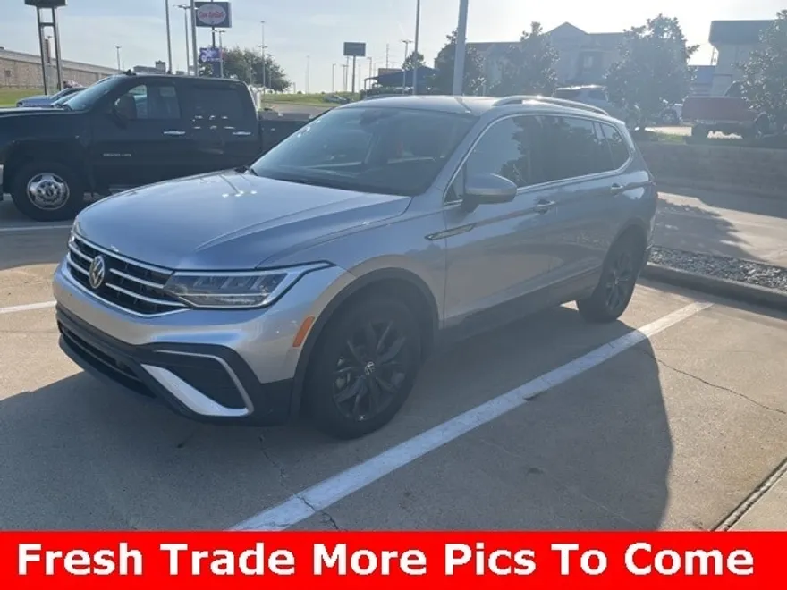 2024 Volkswagen Tiguan SE Wolfsburg Edition photo 1
