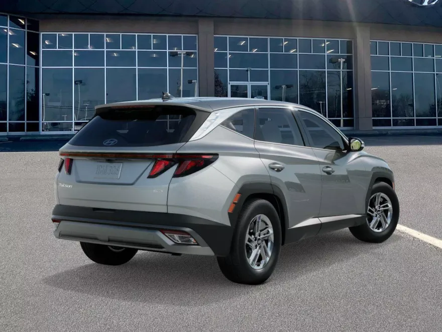 2026 Hyundai Tucson SE photo 1