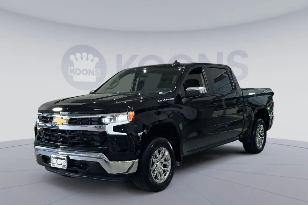 2023 Chevrolet Silverado 1500 LT photo 1