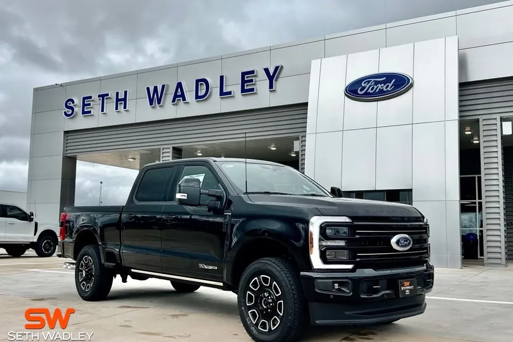2025 Ford F-250 photo 1