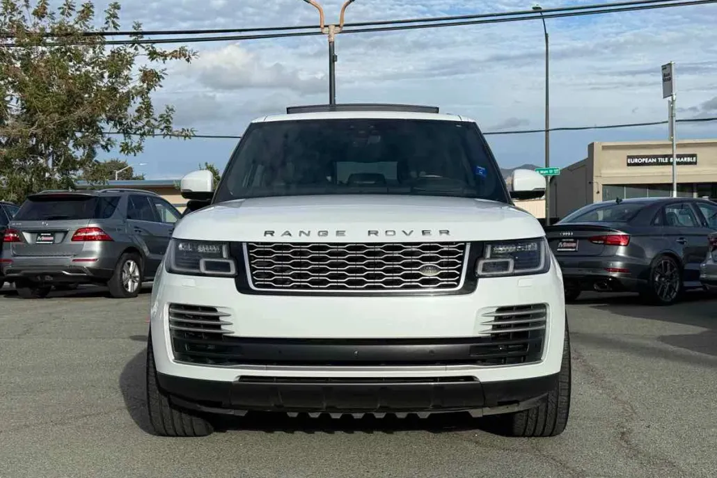 2018 Land Rover Range Rover Autobiography LWB photo 1