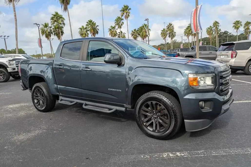 2020 Gmc Canyon SLE photo 1