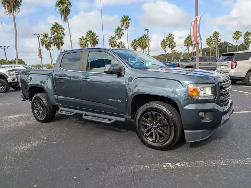 2020 Gmc Canyon SLE photo 1