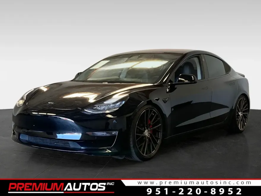 2018 Tesla Model 3 Long Range photo 1