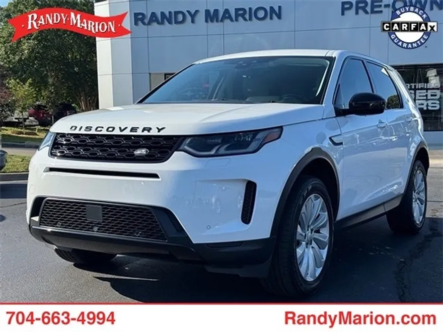 2020 Land Rover Discovery Sport SE photo 1