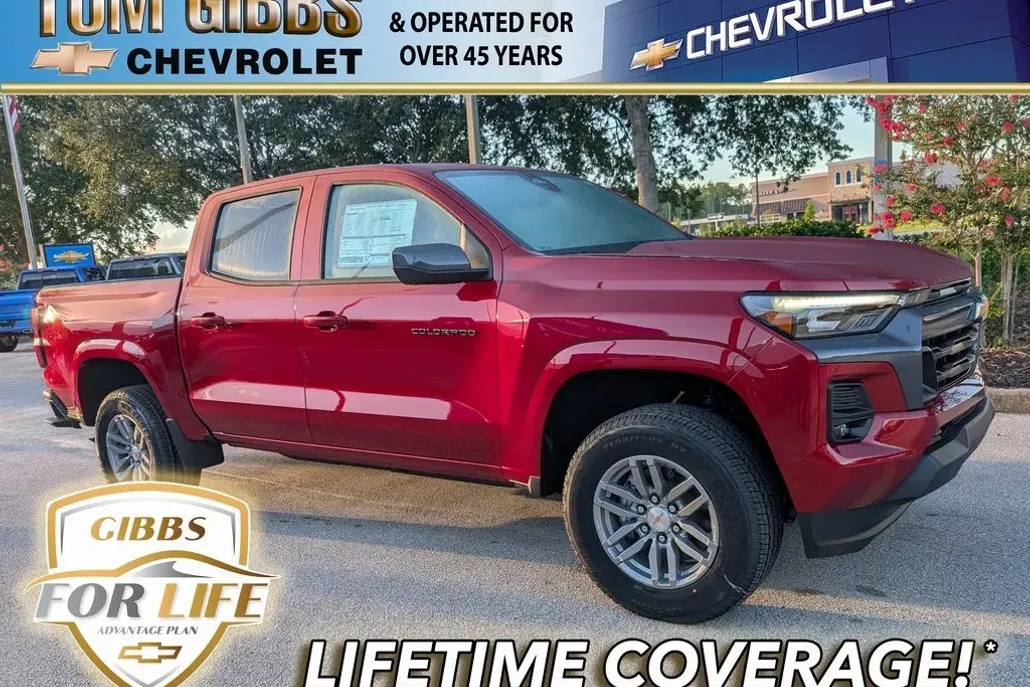 2026 Chevrolet Colorado LT photo 1