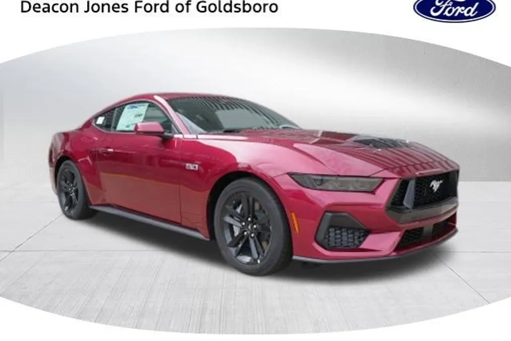 2025 Ford Mustang GT photo 1