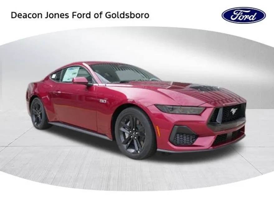 2025 Ford Mustang GT photo 1
