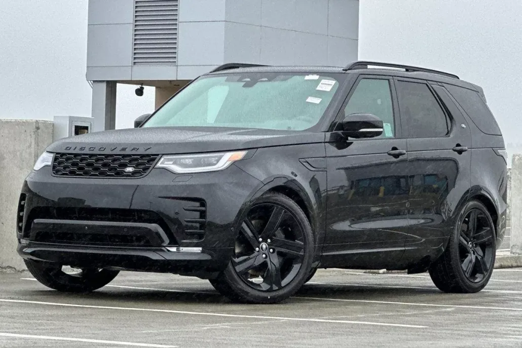 2025 Land Rover Discovery SE photo 1