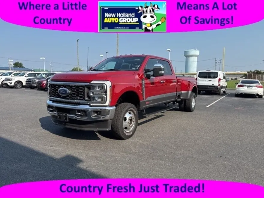 2023 Ford F-350 Lariat photo 1