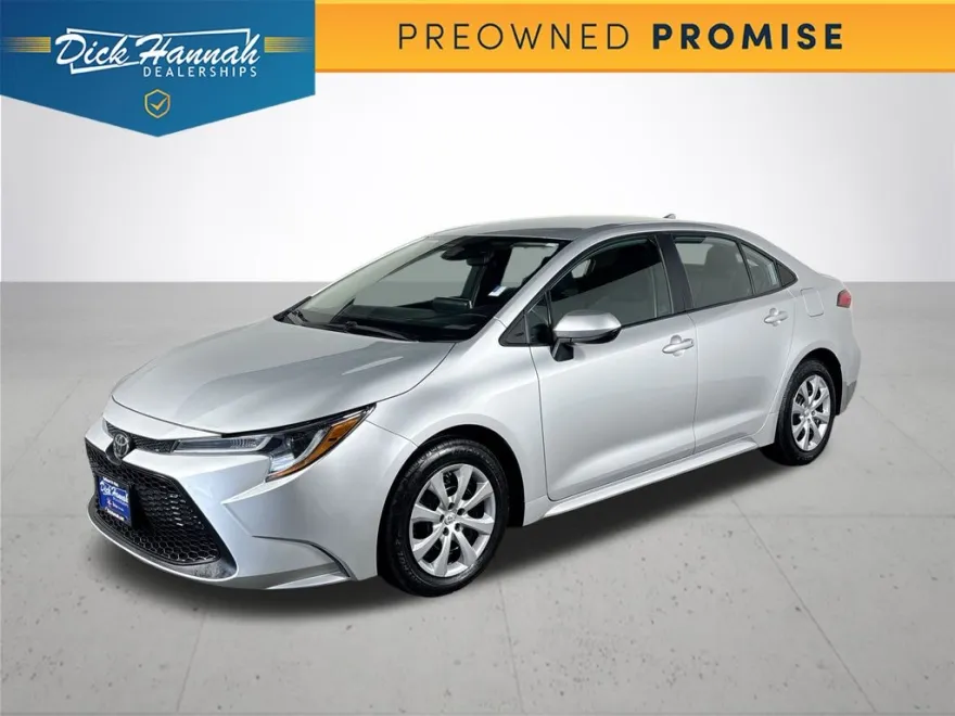2020 Toyota Corolla LE photo 1
