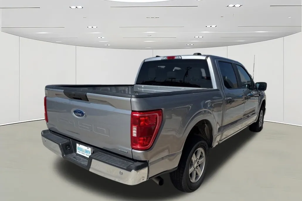 2023 Ford F-150 XLT photo 1