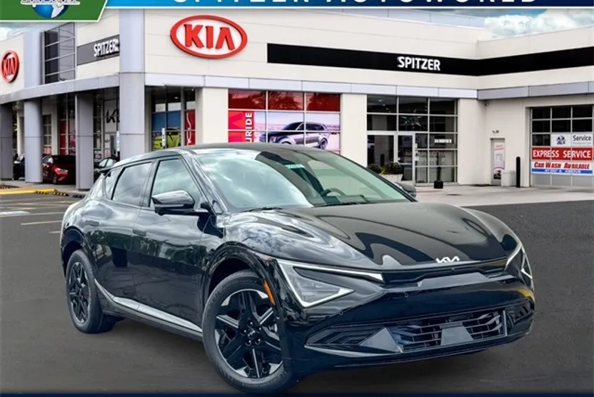 2025 Kia EV6 Wind photo 1