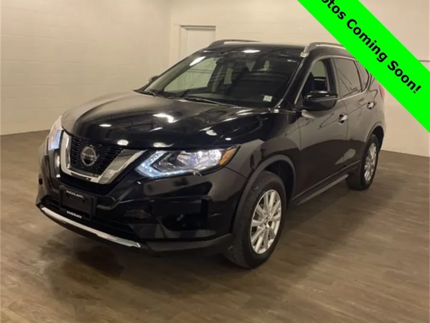 2020 Nissan Rogue SV photo 1