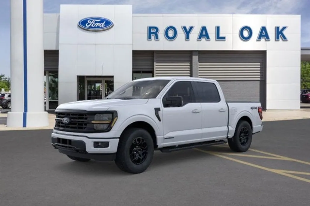2025 Ford F-150 XLT photo 1