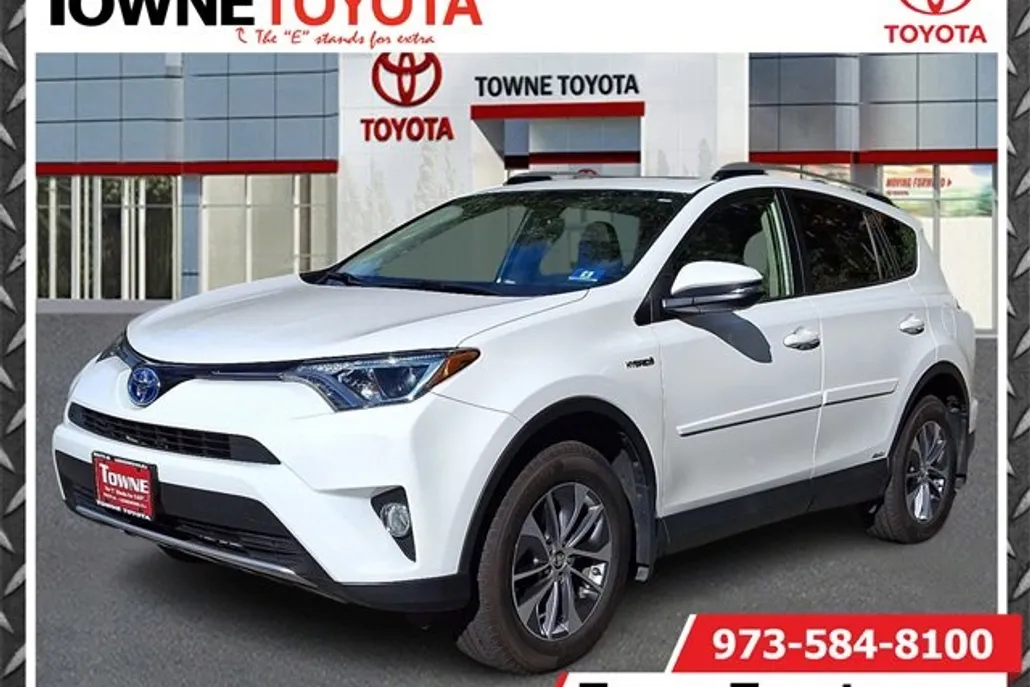 2016 Toyota RAV4 Hybrid XLE photo 1