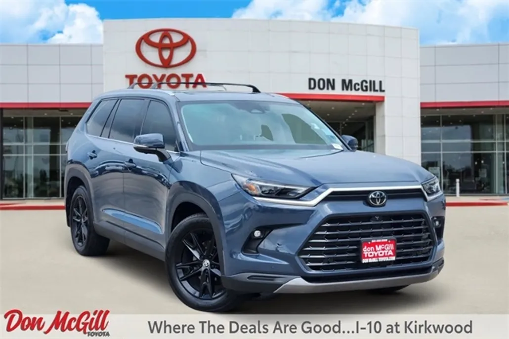 2024 Toyota Grand Highlander Limited photo 1