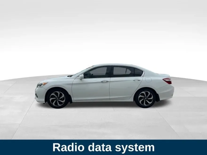 2016 Honda Accord EX-L photo 1
