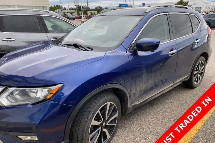 2020 Nissan Rogue SL photo 1
