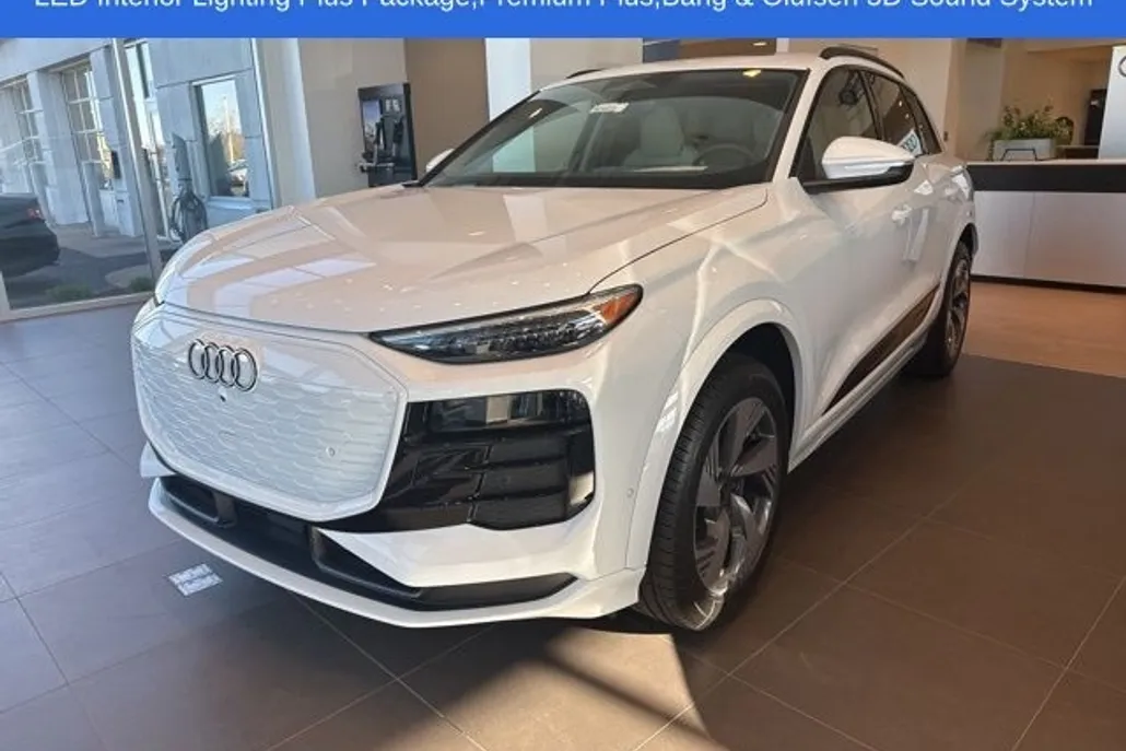 2025 Audi Q6 E-tron Premium Plus photo 1