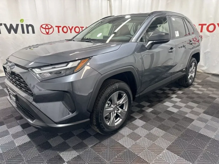 2025 Toyota RAV4 Hybrid LE photo 1