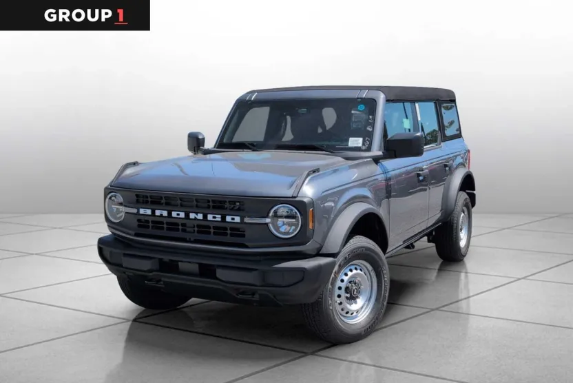 2025 Ford Bronco Base photo 1