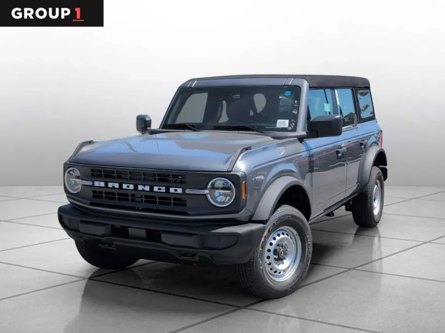 2025 Ford Bronco Base photo 1